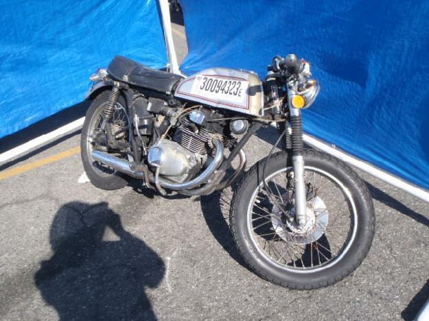 Salvage HONDA MOTORCYCLE   1975   - Ref#30094323