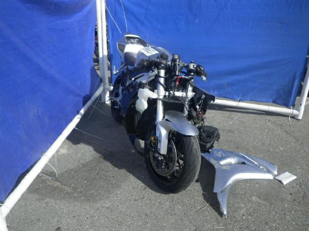 Salvage HONDA MOTORCYCLE 1.0L  4 2007   - Ref#32279663