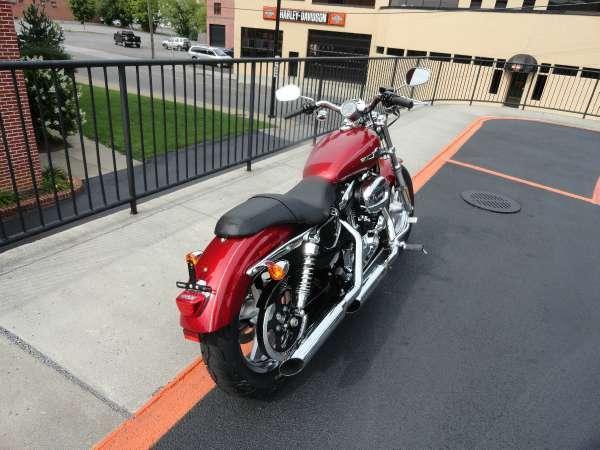 2013 Harley-Davidson XL1200C Sportster 1200 Custom