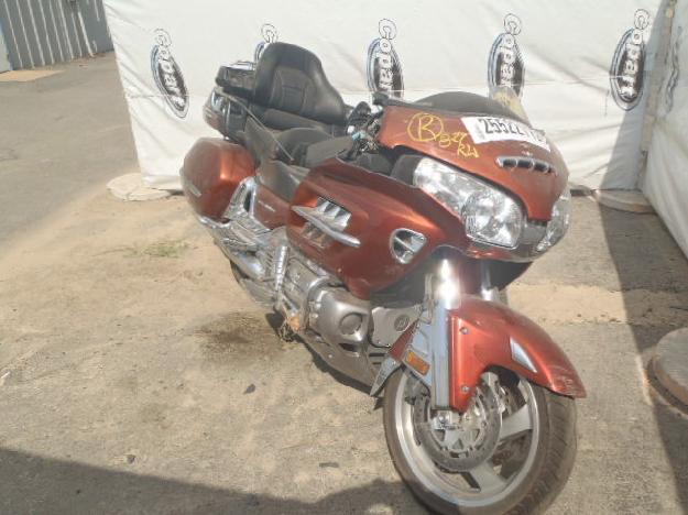 Salvage HONDA MOTORCYCLE 1.8L  6 2007   - Ref#25522113