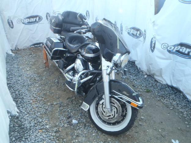 Salvage HARLEY-DAVIDSON MOTORCYCLE 1.5L  2 2003   - Ref#23835673