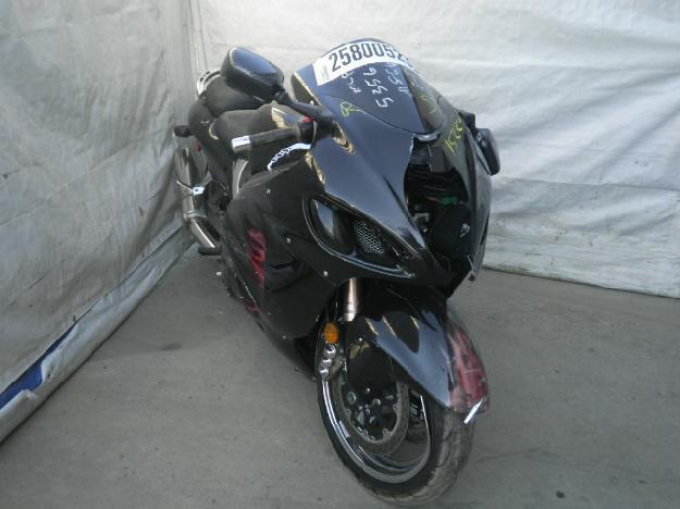 Salvage SUZUKI MOTORCYCLE 1.3L  4 2005   - Ref#25800523