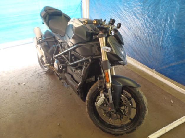 Salvage DUCATI MOTORCYCLE .8L  2 2012   - Ref#23798373