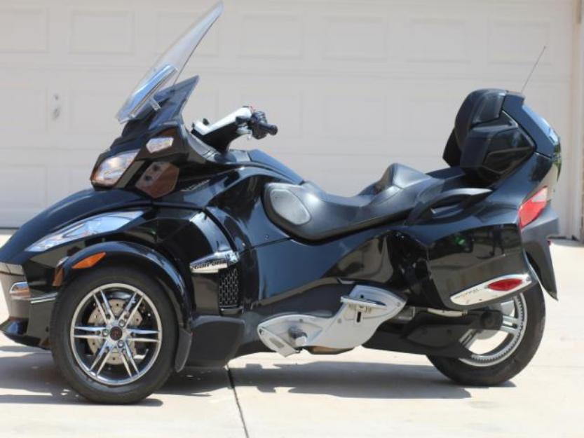 2010 Can-Am RT-S SM5 Touring