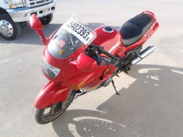 Salvage KAWASAKI MOTORCYCLE .6L  4 2000   - Ref#35402393