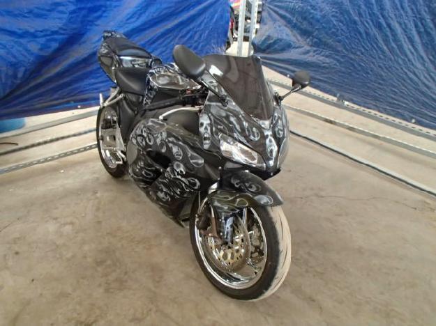 Salvage HONDA MOTORCYCLE 1.0L  4 2004   - Ref#29831923