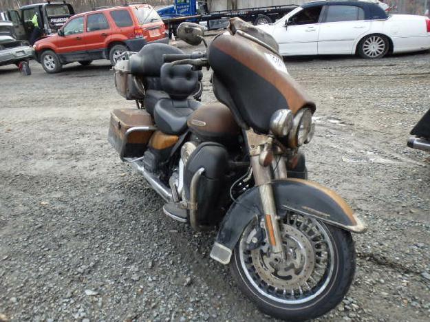 Salvage HARLEY-DAVIDSON MOTORCYCLE 1.7L  2 2013   - Ref#35461353