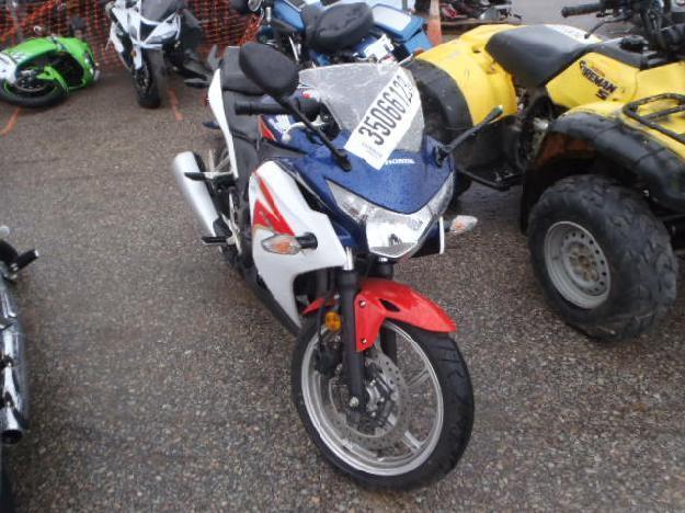 Salvage HONDA MOTORCYCLE .2L  1 2012   - Ref#35066123