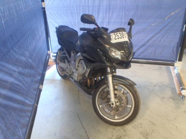 Salvage YAMAHA MOTORCYCLE .6L  4 2005   - Ref#25381133