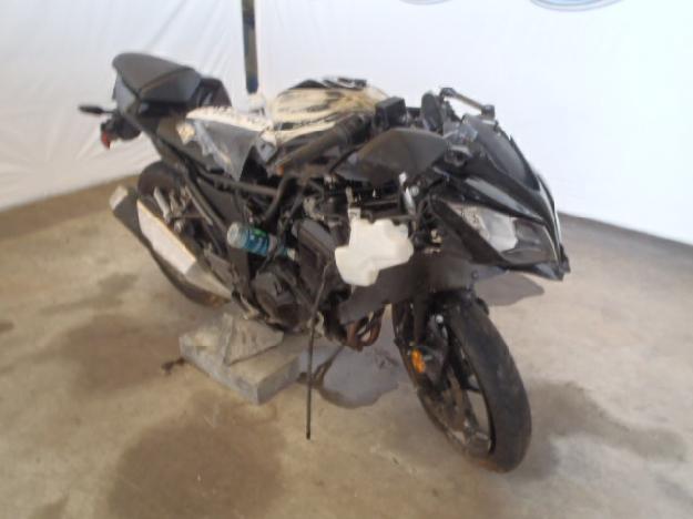 Salvage KAWASAKI MOTORCYCLE .3L  2 2013   - Ref#24440243