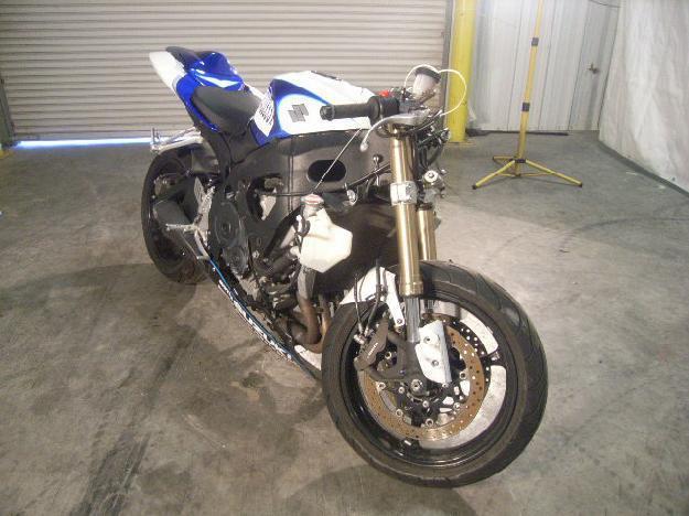 Salvage SUZUKI MOTORCYCLE .6L  4 2006   - Ref#27430333