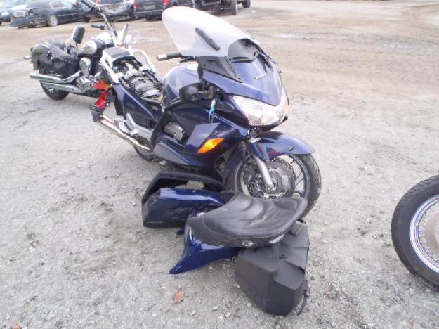 Salvage HONDA MOTORCYCLE 1.3L  2 2004   - Ref#31873313