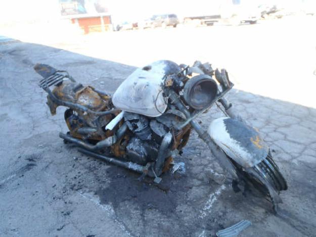 Salvage HONDA MOTORCYCLE 1.1L  2 1996   - Ref#32614193