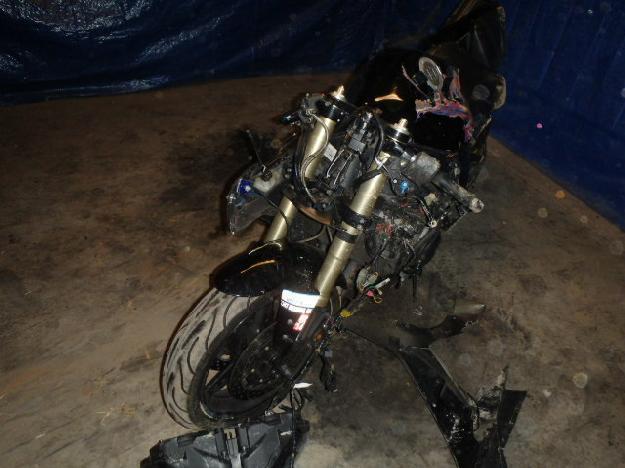 Salvage YAMAHA MOTORCYCLE 1.0L  4 2002   - Ref#35620943