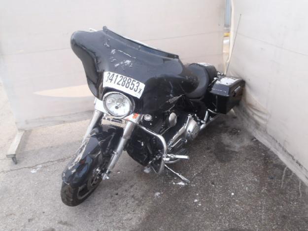 Salvage HARLEY-DAVIDSON MOTORCYCLE 1.7L  2 2012   - Ref#34128853