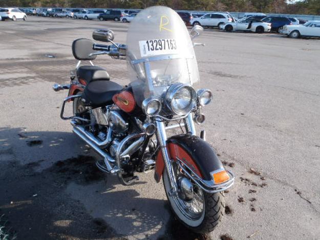 Salvage HARLEY-DAVIDSON MOTORCYCLE 1.5L  2 2004   - Ref#13297163