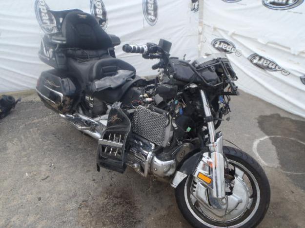 Salvage HONDA MOTORCYCLE 1.8L  6 2006   - Ref#27118783