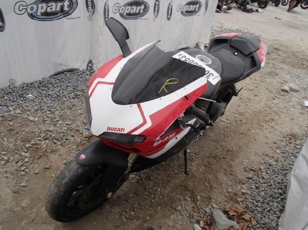 Salvage DUCATI MOTORCYCLE .8L  2 2011   - Ref#30658683