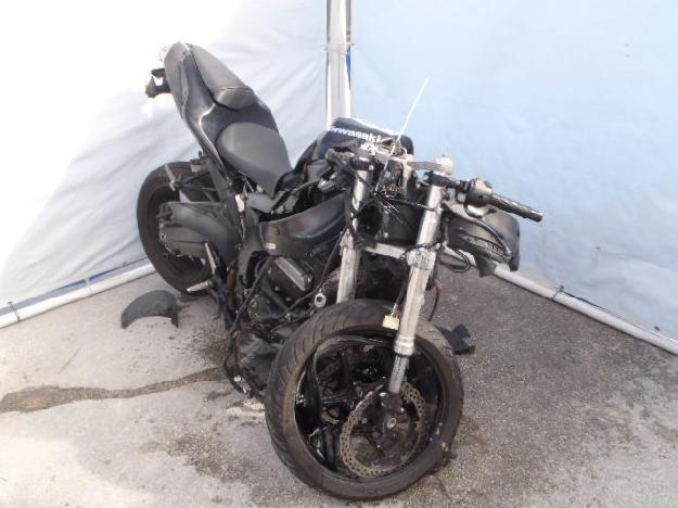 Salvage KAWASAKI MOTORCYCLE .6L  4 2007   - Ref#11853343