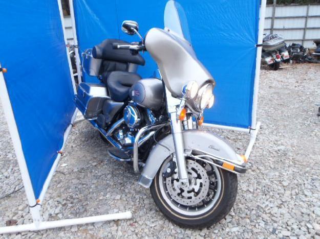 Salvage HARLEY-DAVIDSON MOTORCYCLE 1.6L  2 2008   - Ref#31703543