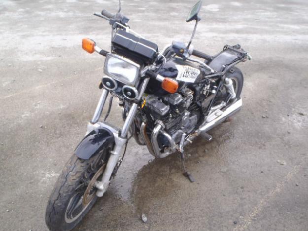 Salvage HONDA MOTORCYCLE .7L  4 1983   - Ref#29919693