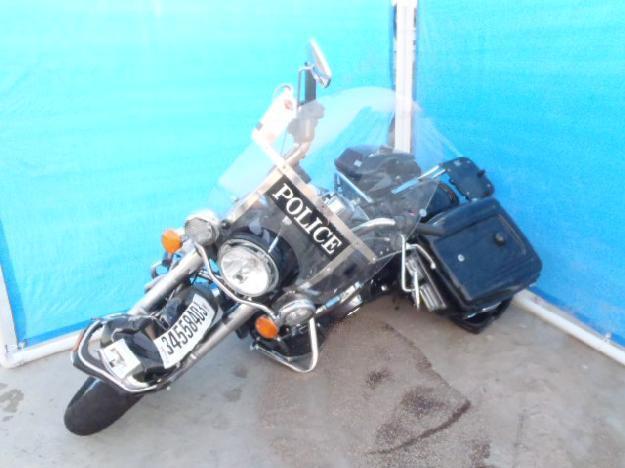 Salvage HARLEY-DAVIDSON MOTORCYCLE 1.7L  2 2013   - Ref#34558403