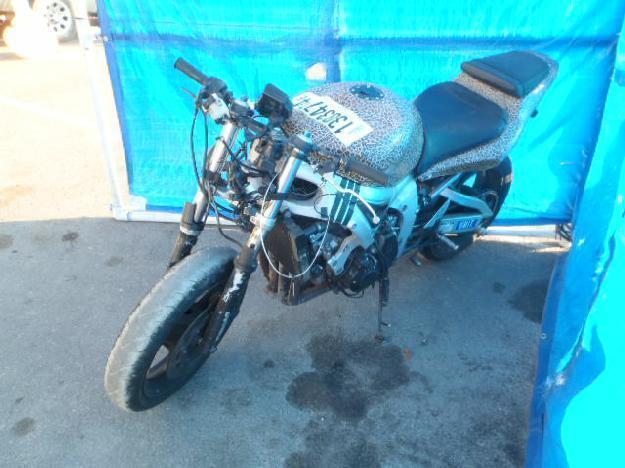 Salvage YAMAHA MOTORCYCLE .6L  4 1999   - Ref#13034774