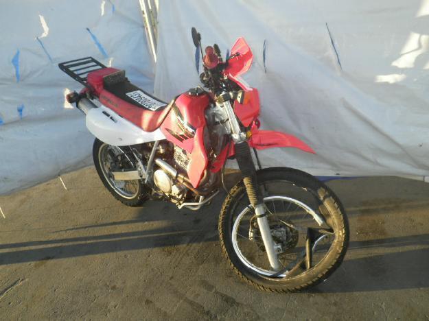Salvage HONDA MOTORCYCLE .6L  1 2004   - Ref#30780943