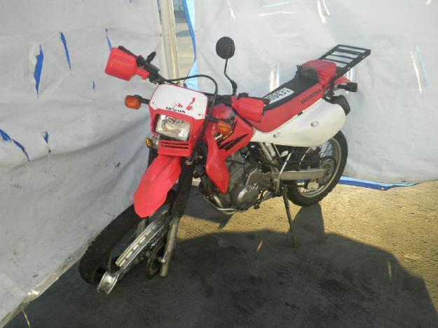 Salvage HONDA MOTORCYCLE .6L  1 2004   - Ref#30780943