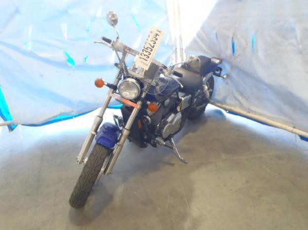 Salvage HONDA MOTORCYCLE .7L  2 2005   - Ref#13352354
