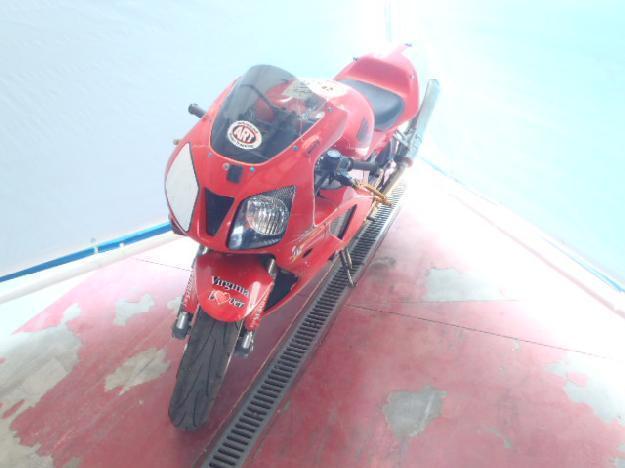 Salvage HONDA MOTORCYCLE 1.0L  2 2001   - Ref#26475913