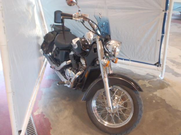 Salvage HONDA MOTORCYCLE .7L  2 2002   - Ref#26674153