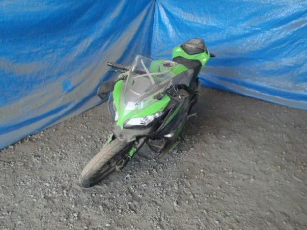 Salvage KAWASAKI MOTORCYCLE .3L  2 2013   - Ref#29905283