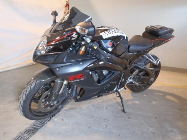 Salvage SUZUKI MOTORCYCLE   2007   - Ref#12555604