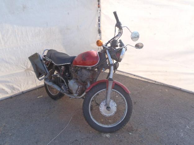 Salvage HONDA MOTORCYCLE .2L  2 1981   - Ref#21867893