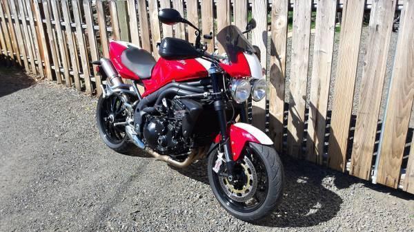 2011 Triumph Speed Triple in  City, OR