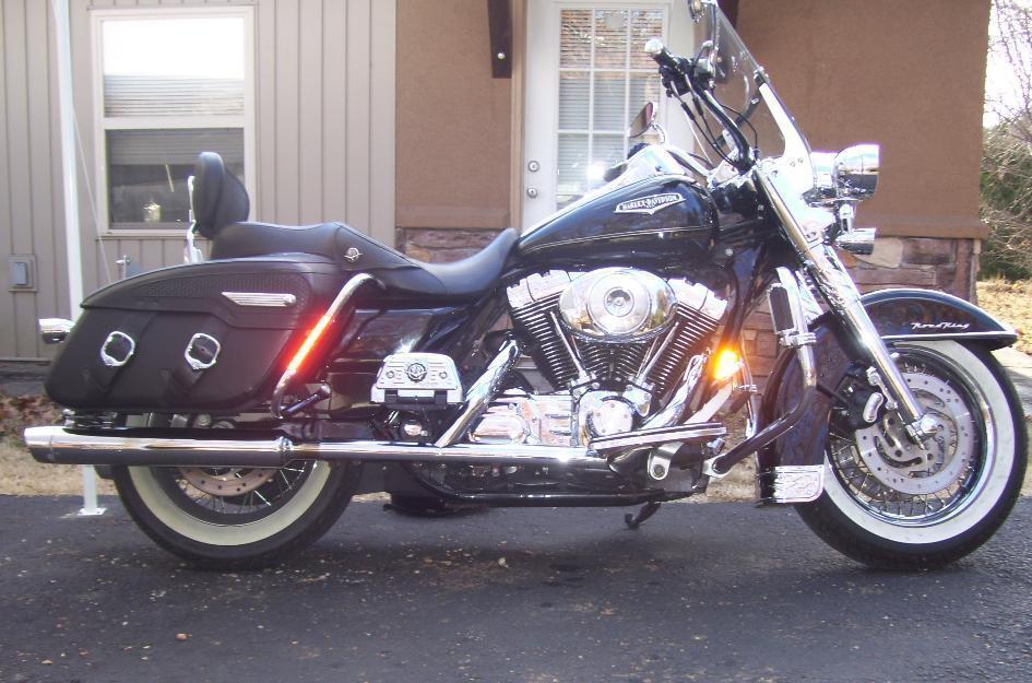 2006 HarleyDavidson FLHRC Road King Classic w/Screaming Eagle Package, 24,301 miles $8500