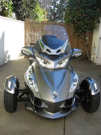 2013 Can-Am Spyder RTS-SE5 in Sacremento, CA