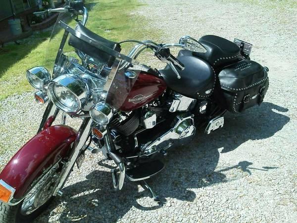 2006 Harley Davidson FLSTC Heritage Softail Classic in , IL