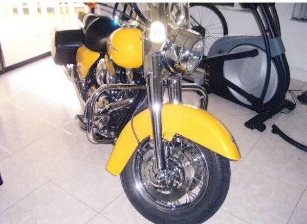 2005 Harley Davidson FLHRSI Road King Custom in Cutler Bay, FL