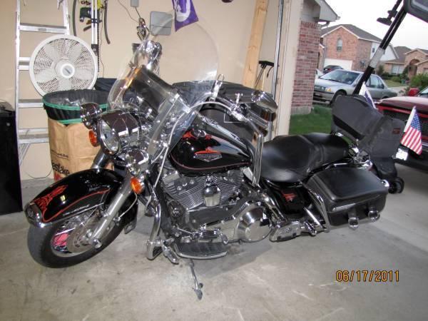 2005 Harley Davidson FLHRCI Road King Classic in , TX