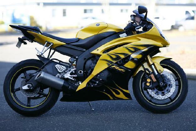 2008 - Yamaha YZF-R6 Cadmium Yellow w/Flames - MotoSport ,