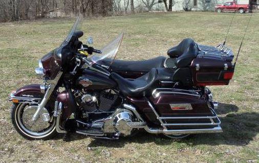 2005 Harley Davidson FLHTCUI Ultra Classic in , IL