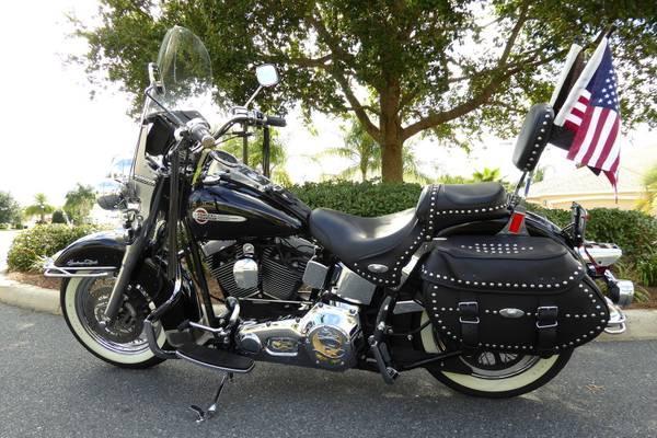 2002 Harley Davidson FLSTCI Heritage Softail Classic in , FL