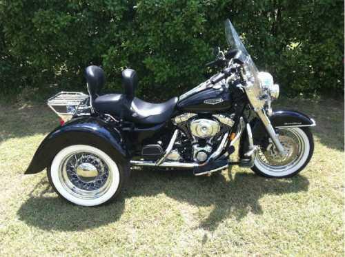 2004 Harley Davidson FLHRCI ROAD King Classic Touring in , TX