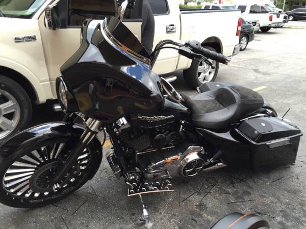 2013 Harley Davidson FLHX Street Glide in , FL