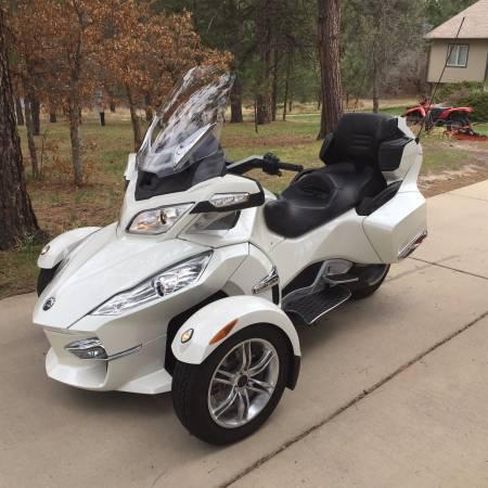 2011 Can-Am Spyder RT Limited in , CO