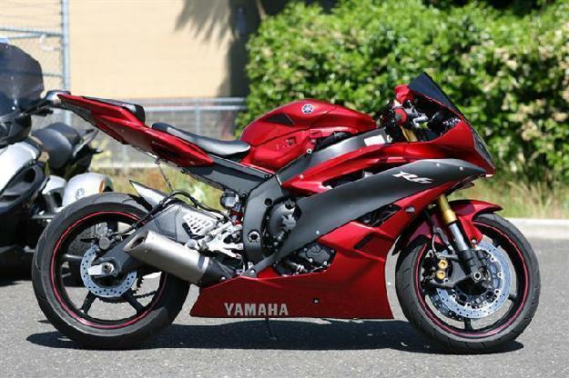 2007 Yamaha YZF-R6 Candy Red - MotoSport ,