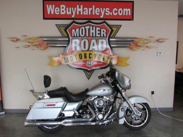 2010 Harley Davidson Street Glide FLHX - Wheeler Auto,