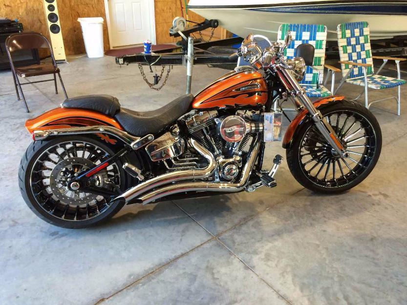 2014 Harley Davidson Softail CVO Breakout